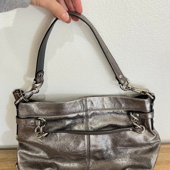 Coach Brooke Metallic Silver Pewter Hobo Shoulder Bag Purse Shiny Y2K - Picture 2 of 9